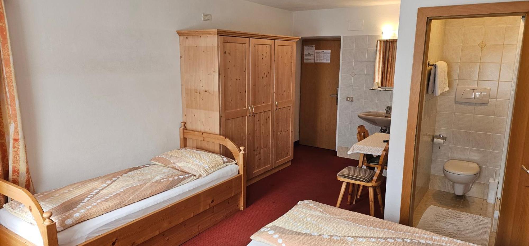 Hotel Garni Reutlingen Colfosco Esterno foto