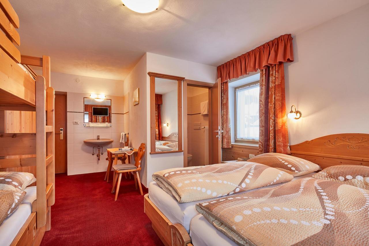 Hotel Garni Reutlingen Colfosco Esterno foto