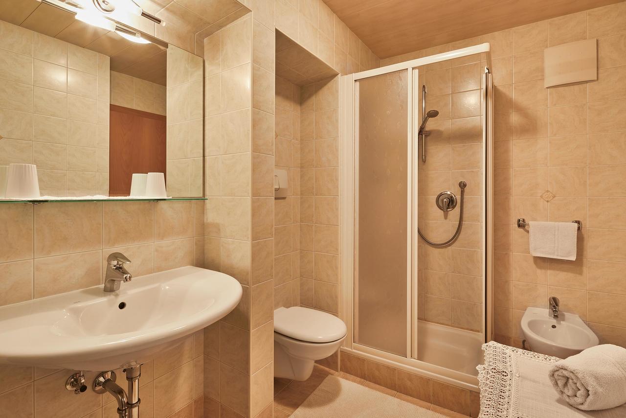 Hotel Garni Reutlingen Colfosco Esterno foto