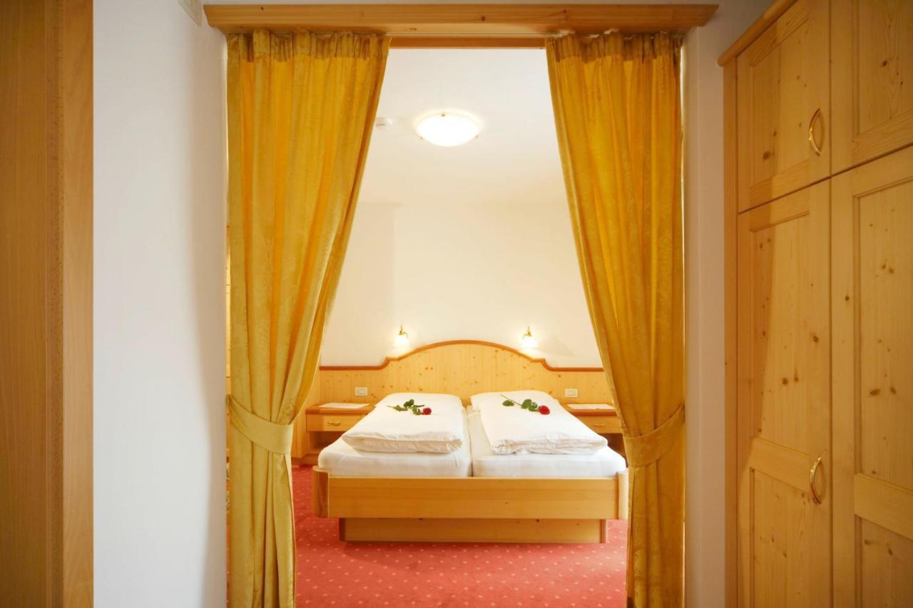 Hotel Garni Reutlingen Colfosco Camera foto